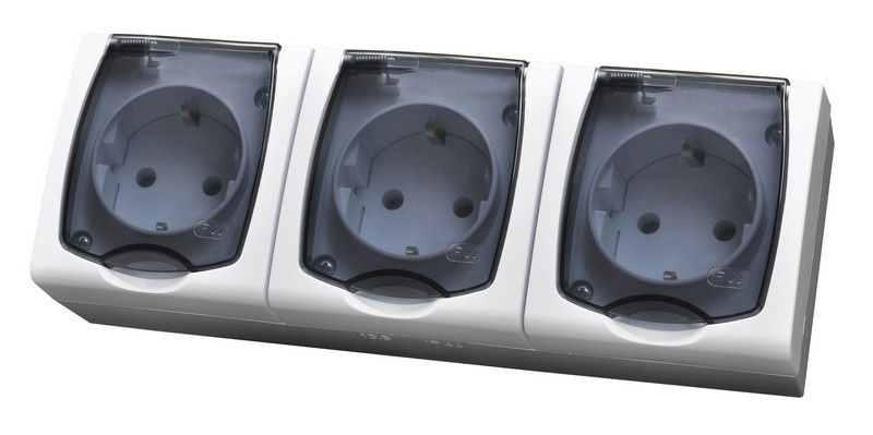 OSPEL - GNIAZDO POTRÓJNE Z UZIEMIENIEM SCHUKO MADERA - GNH-3NS/00/d