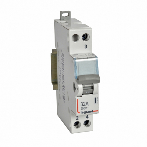 LEGRAND - PRZEŁĄCZNIK POJEDYNCZY Z PUNKTEM NEUTRALNYM 32AFR 321 - 412902