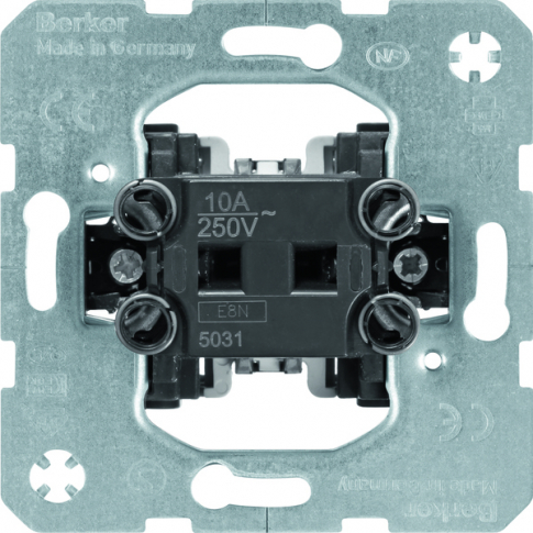 HAGER - ŁĄCZNIK JEDNOKLAWISZOWY PRZYCISKOWY ZESTYK ZWIERNY MECHANIZM SZACISKI AUTOMATYCZNE ONE.PLATFORM - 535031