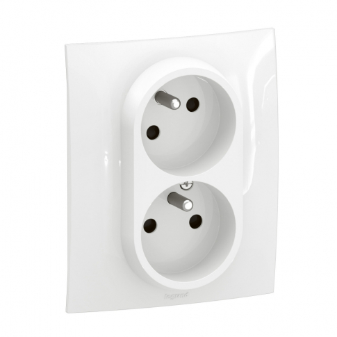 LEGRAND - NOWE NILOE - GN CZESKIE 2X2P+Z Z PRZESŁONĄ ZAC ŚRUBOWE KOMPLET 16A-250V~ BIAŁE - NP3114WH