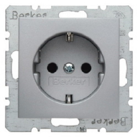 HAGER - GNIAZDO SCHUKO Z UZIEMIENIEM SAMOZACISKI ALU B.KWADRAT/B.7 - 47231404