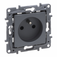 LEGRAND - NILOE SELECTION - GNIAZDO 2P+Z 16 A - 250 V~
(Z PRZESŁONĄ, ZACISKI ŚRUBOWE) STAL - 762327