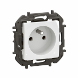LEGRAND - NOWE NILOE - GNIAZDO 2P+Z ZACISKI ŚRUBOWE 16 A - 250 V~ BIAŁE - NP3101WH