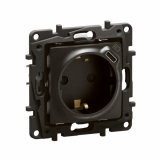 LEGRAND - NOWE NILOE - GNIAZDO SCHUKO 2P+Z Z USB C Z PRZESŁONĄ ZACISKI AUTO CZARNE - NP3312BK